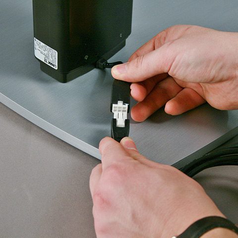 ST-P_14_590_Electric_Stand_Application - Kinematica AG